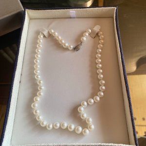 Natural Pearl Necklace for Women with AAA+ Quality Round White
